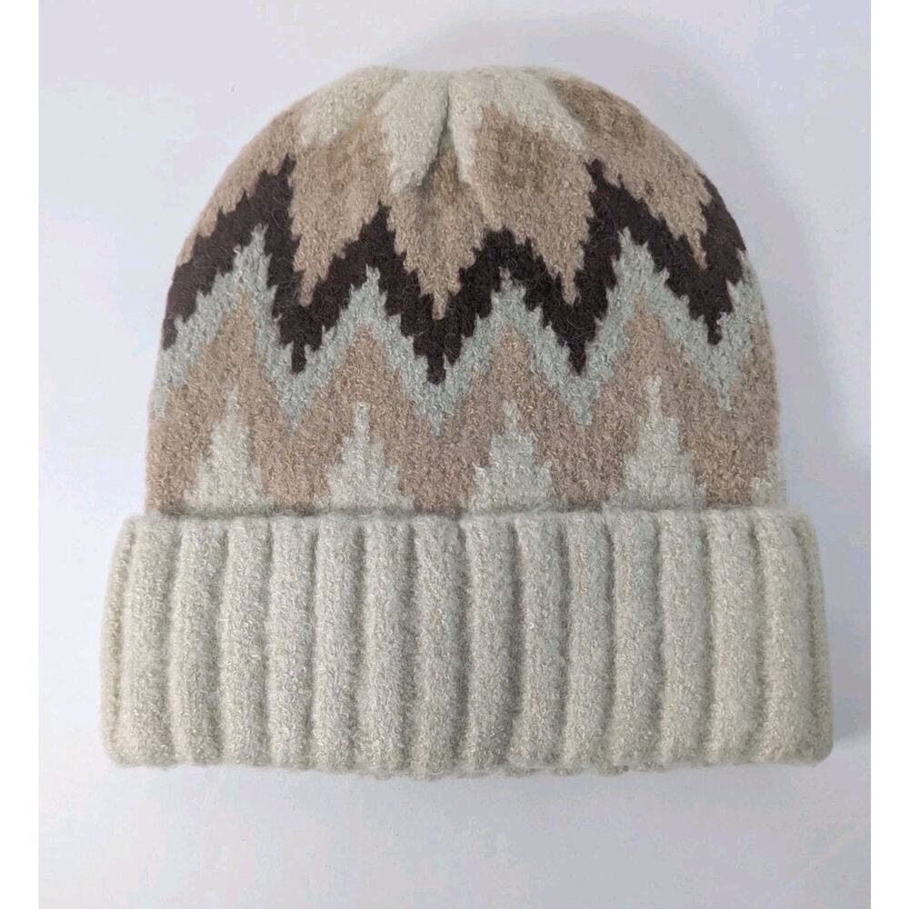 BCBGeneration Harbor Fair Isle Beanie Cuffed Fuzzy One Size Women's New w Tags